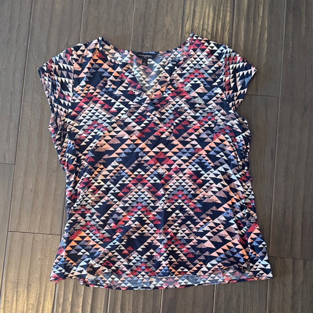 Banana Republic Geometric Patterned Women's Top